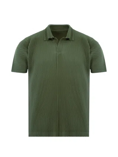 Issey Miyake Pleated-design Polo-collar T-shirt In Green