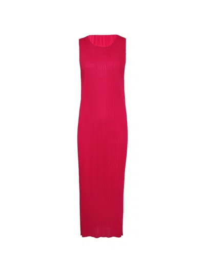 Issey Miyake Pleated-design Sleeveless Maxi Dress In Pink