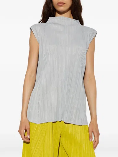 Issey Miyake Pleated-effect Sleeveless Blouse In Gray