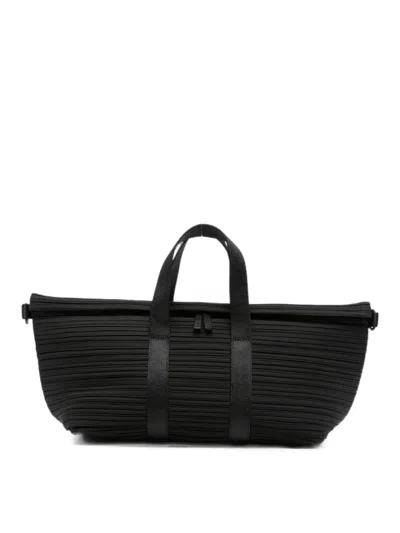 Issey Miyake Pleats Boston Bag In Black