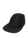 Issey Miyake Ribbed Texture Curved Brim Baseball Cap In Schwarz