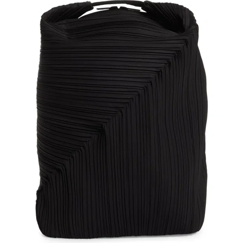 issey-miyake-pleats-please-  