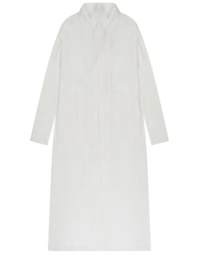 Issey Miyake Long Lightweight Coat With Subtle Pleated Texture In White