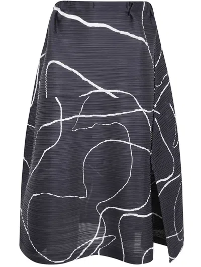 Issey Miyake Pleats Please  "pause" Skirt Clothing In Black