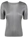Issey Miyake Gray Basics T-shirt In Grey