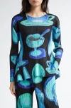 Issey Miyake Pleats Please  Thermal Floods Print Pleated Top In Black