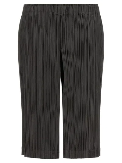 Issey Miyake Thicker Bottoms 2 Pleated Shorts In Gray