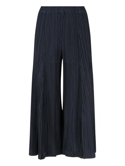 Issey Miyake Pleated Trousers In Black