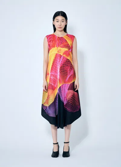Issey Miyake Abstract-print Midi Dress In Multicolor