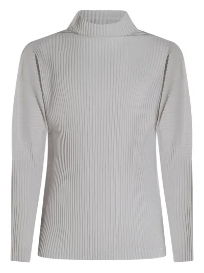 ISSEY MIYAKE PLISSÉ-EFFECT TURTLENECK T-SHIRT