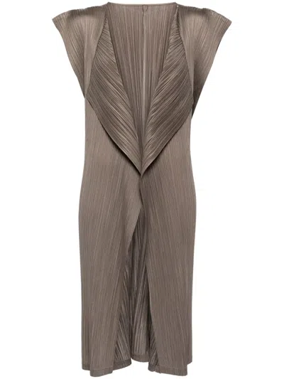 Issey Miyake Plissé Satin Cardigan In 褐色