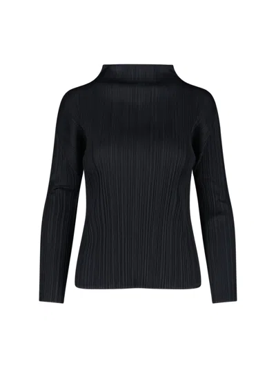ISSEY MIYAKE PLISSÉ SWEATER