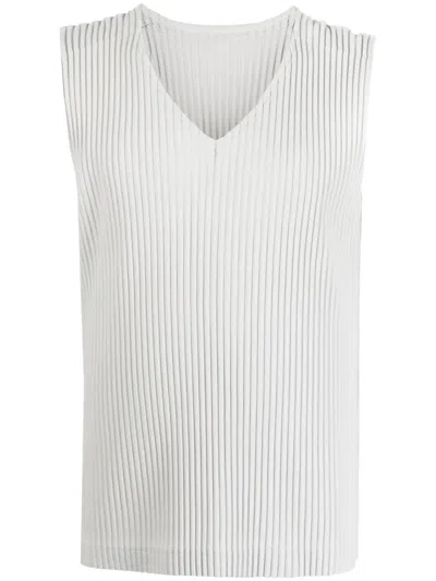 Issey Miyake V-neck Technical-pleated Tank Top In 11-light Gray