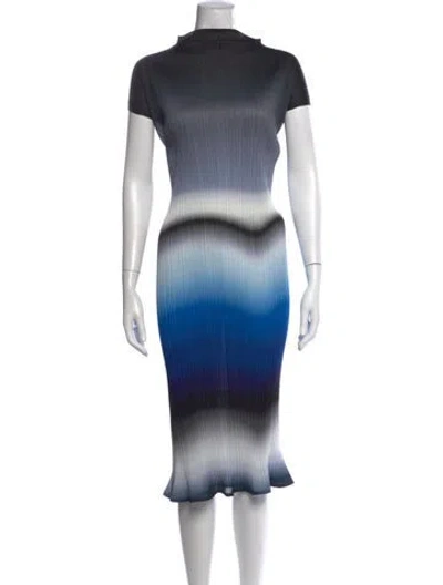 Pre-owned Issey Miyake Printed Mini Dress In Blue