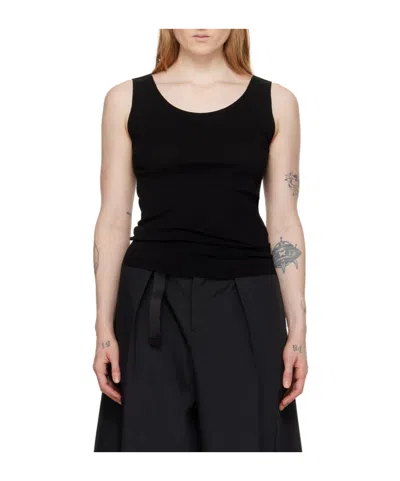 Issey Miyake Rib Knitted Vest In Black