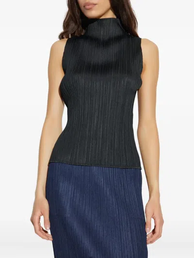 Issey Miyake Ribbed High-neck Top In Black