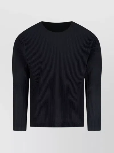 Issey Miyake Ribbed Texture Round Neck Long Sleeves In Black