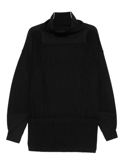 Issey Miyake Roll-neck T-shirt In Black