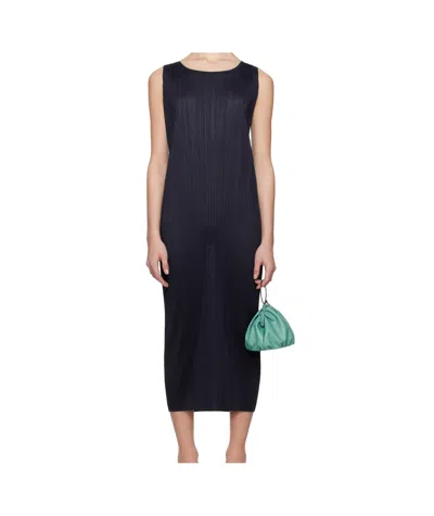 Issey Miyake Round Neck Sleeveless Dress