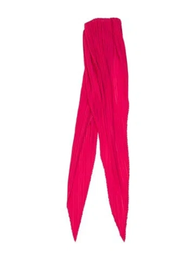 Pre-owned Issey Miyake Scarf In Pink