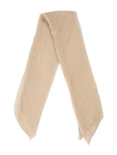 Pre-owned Issey Miyake Scarf In Yellow
