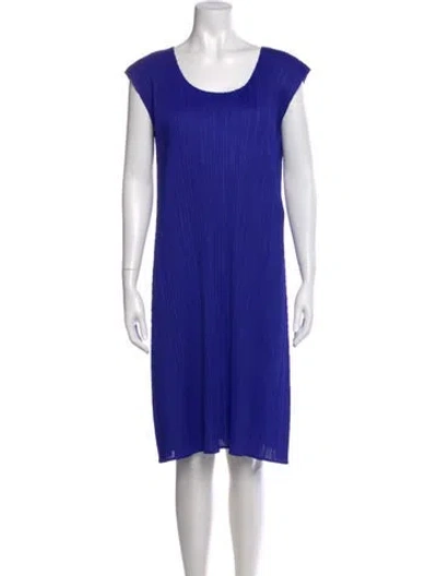 Pre-owned Issey Miyake Scoop Neck Knee-length Dress In Blue