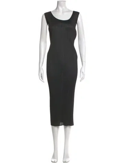 Pre-owned Issey Miyake Scoop Neck Long Dress In Black