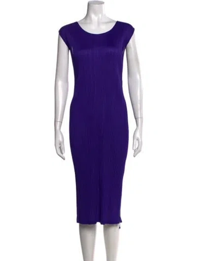 Pre-owned Issey Miyake Scoop Neck Midi Length Dress In Purple