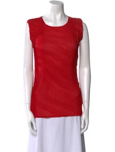 Pre-owned Issey Miyake Scoop Neck Sleeveless Top In Red