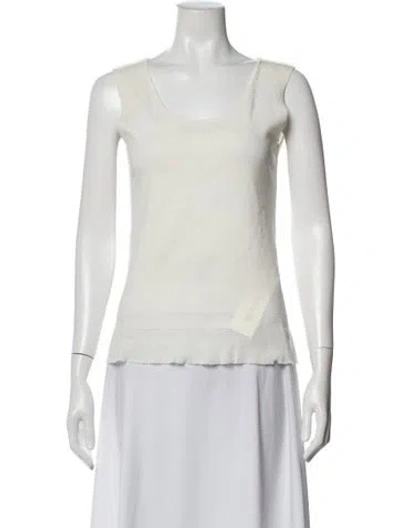 Pre-owned Issey Miyake Scoop Neck Sleeveless Top In White