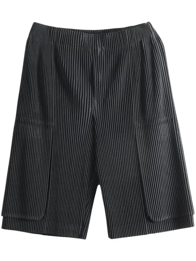 Issey Miyake September Black Pleated Shorts In Multi