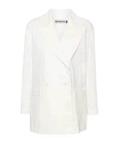 ISSEY MIYAKE SHAPED MEMBRANE DOUBLE-BREASTED BLAZER
