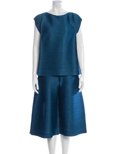 Pre-owned Issey Miyake Short Set In Blue