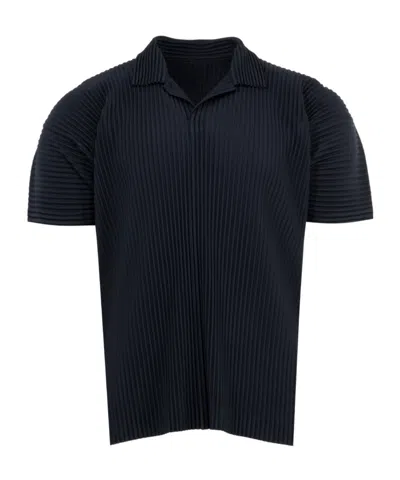 Issey Miyake Short-sleeved Polo Collar T-shirt In Black