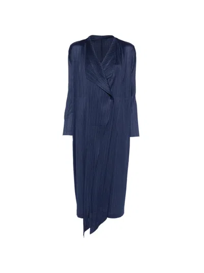 Issey Miyake Single-breasted Pleated Coat In Blue