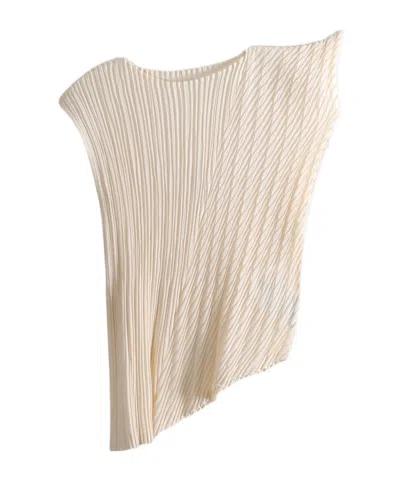 Issey Miyake Sleeveless Vest In Nude