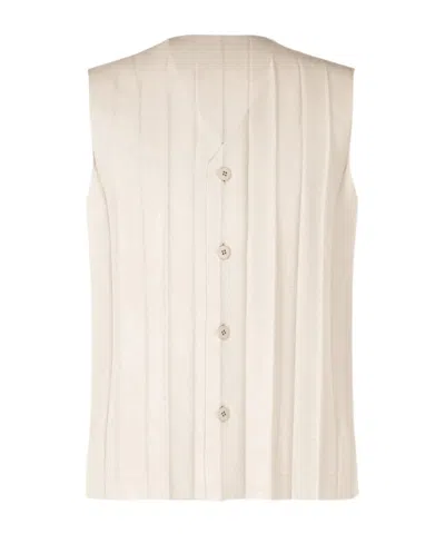 ISSEY MIYAKE SLEEVELESS VEST