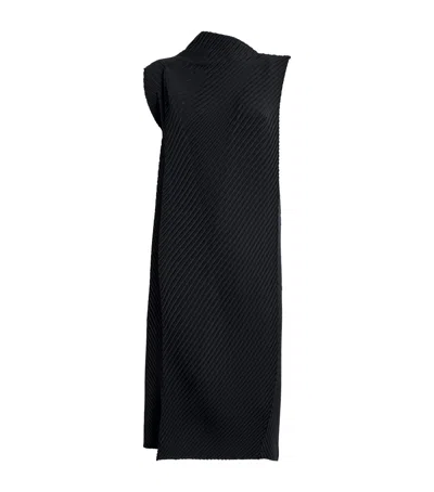Issey Miyake Soft Fold Pleats Midi Dress In Black