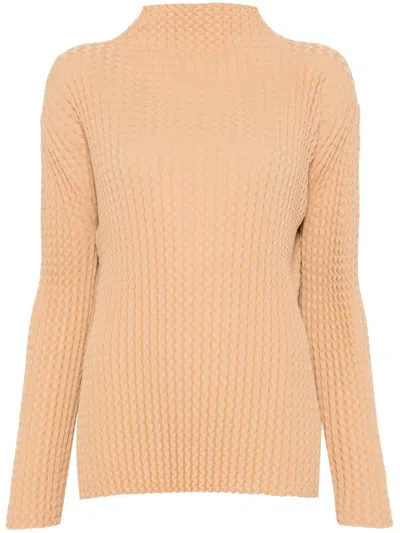 Issey Miyake Spongy-48 T-shirt In Neutrals