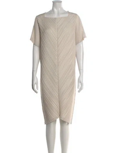 Pre-owned Issey Miyake Square Neckline Knee-length Dress In Neutral