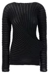 Issey Miyake Black Stream Top In Black
