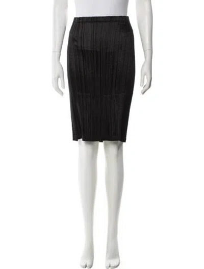 Pre-owned Issey Miyake Striped Knee-length Skirt In Black