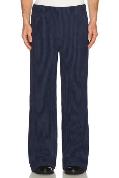 Issey Miyake Tailored Pleats 1 Trousers In Blue