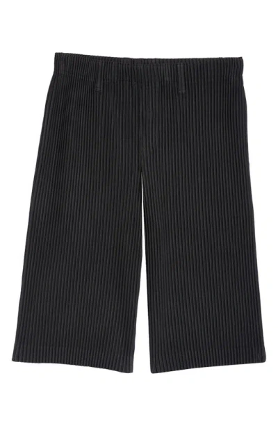 Issey Miyake Black Tailored Pleats 2 Trousers In 15-black