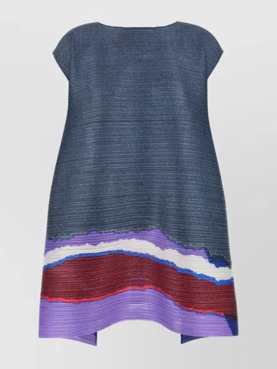 Issey Miyake Textured Fabric Cap Sleeves Knee-length Dress In Blue