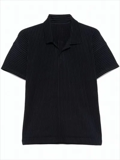 ISSEY MIYAKE TEXTURED PLEATED BLACK POLO SHIRT WITH CLASSIC COLLAR