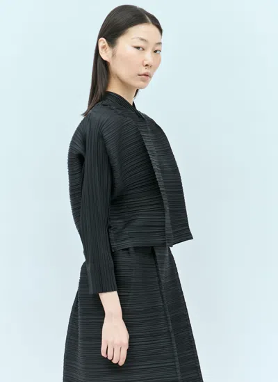 Issey Miyake Thicker Bounce Jacket In Black