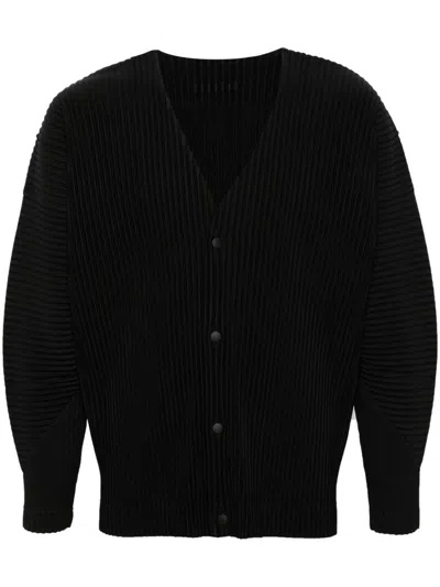 Issey Miyake V-neck Pleated Cardigan In Black