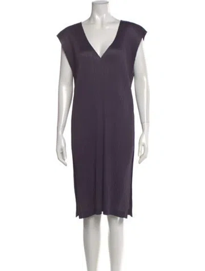 Pre-owned Issey Miyake V-neck Knee-length Dress In Purple