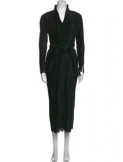 Pre-owned Issey Miyake V-neck Long Dress In Black